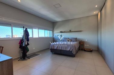 Apartamento &agrave; venda - 131m&sup2; - Edif&iacute;cio Residencial Esmeralda
