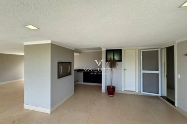 Casa &agrave; venda - 382m&sup2; - Condom&iacute;nio Vila Residencial B