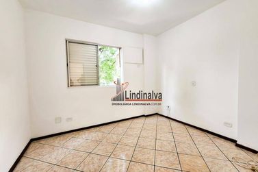 Apartamento &agrave; venda - 92m&sup2; - Centro