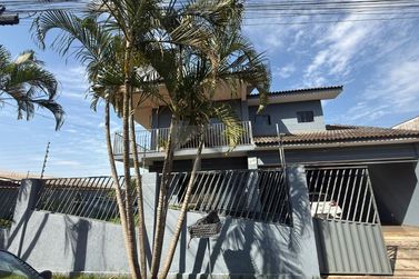 Sobrado &agrave; venda - 375m&sup2; - Porto Meira