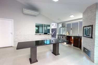 Casa &agrave; venda - 279m&sup2; - Condom&iacute;nio Residencial Porto Seguro