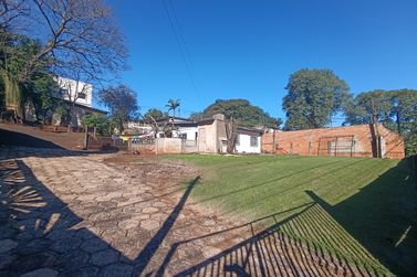 Terreno &agrave; venda - 1m&sup2; - Centro