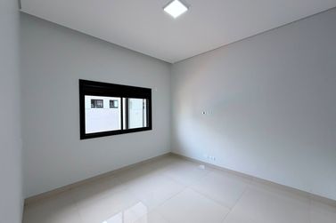 Casa &agrave; venda - 216m&sup2; - Condom&iacute;nio Residencial Vale Verde