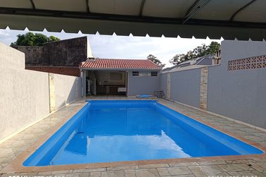 Sobrado &agrave; venda - 150m&sup2; - Centro