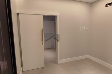 Casa &agrave; venda - 180m&sup2; - Carim&atilde;