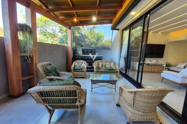 Sobrado &agrave; venda - 326m&sup2; - Condom&iacute;nio Residencial Dom Laurindo