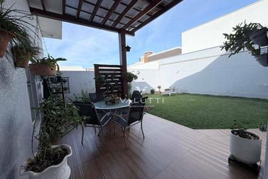 Casa &agrave; venda - 236m&sup2; - Condom&iacute;nio Arco de Paris