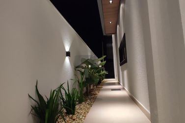 Casa &agrave; venda - 180m&sup2; - Carim&atilde;
