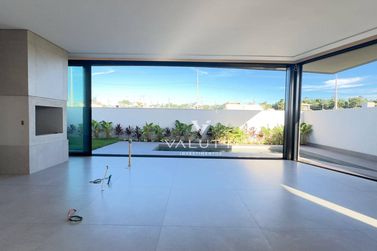 Sobrado &agrave; venda - 400m&sup2; - Royal Boulevard Yacht Residence e Resort