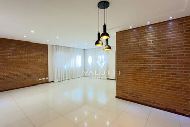 Casa &agrave; venda - 373m&sup2; - Condom&iacute;nio Solar das Palmeiras