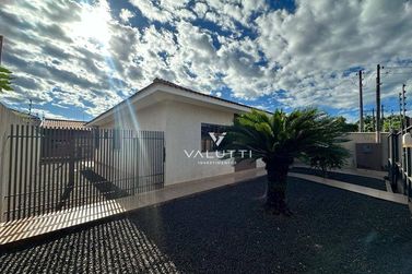 Casa &agrave; venda - 250m&sup2; - Jardim Dona F&aacute;tima Osman