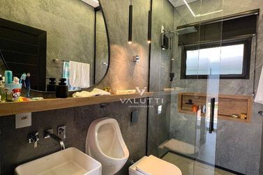 Casa &agrave; venda - 483m&sup2; - Condom&iacute;nio Residencial Castel Franco