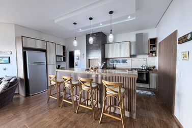 Casa &agrave; venda - 236m&sup2; - Condom&iacute;nio Arco de Paris