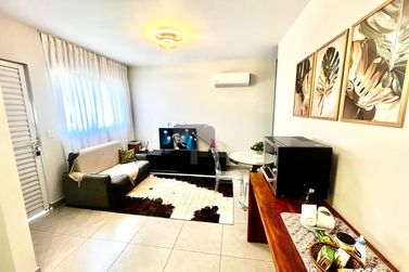 Casa &agrave; venda - 45m&sup2; - Carim&atilde;