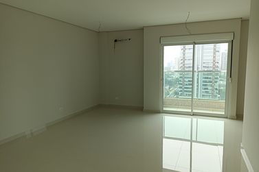 Apartamento &agrave; venda - 203m&sup2; - Centro