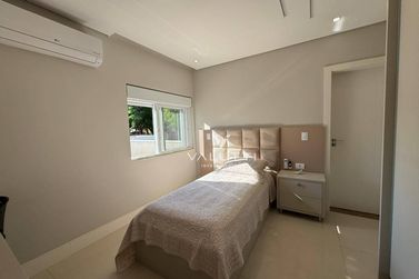 Sobrado &agrave; venda - 495m&sup2; - Condom&iacute;nio Arco de Paris