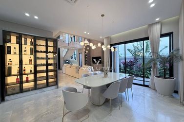 Sobrado &agrave; venda - 430m&sup2; - Royal Boulevard Yacht Residence e Resort