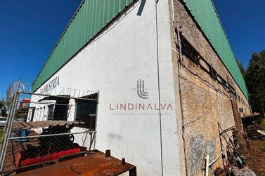 Sal&atilde;o Comercial para alugar - 960m&sup2; - Distrito Industrial