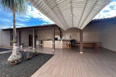 Casa &agrave; venda - 250m&sup2; - Jardim Dona F&aacute;tima Osman