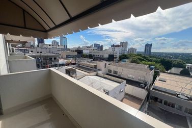 Apartamento &agrave; venda - 102m&sup2; - Centro