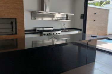 Casa &agrave; venda - 760m&sup2; - Maracan&atilde;