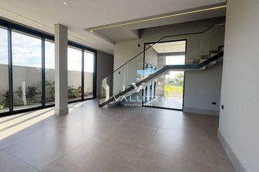 Sobrado &agrave; venda - 400m&sup2; - Royal Boulevard Yacht Residence e Resort