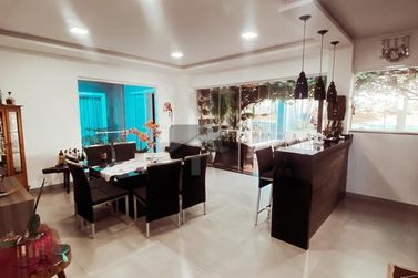 Casa &agrave; venda - 440m&sup2; - Vila Shalon