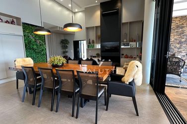 Casa &agrave; venda - 407m&sup2; - Condom&iacute;nio Residencial Reserva Igua&ccedil;u