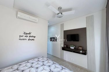 Casa &agrave; venda - 236m&sup2; - Condom&iacute;nio Arco de Paris