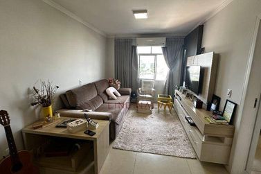 Apartamento &agrave; venda - 87m&sup2; - Centro