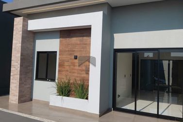 Casa &agrave; venda - 68m&sup2; - Tr&ecirc;s Pinheiros