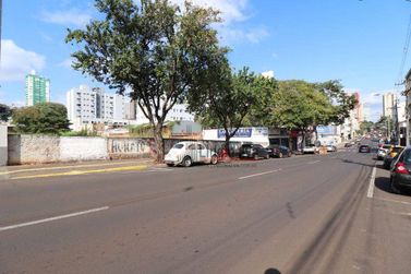Terreno &agrave; venda - 5400m&sup2; - Centro