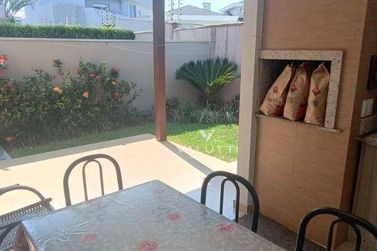 Casa &agrave; venda - 142m&sup2; - Condom&iacute;nio Terras Alpha I