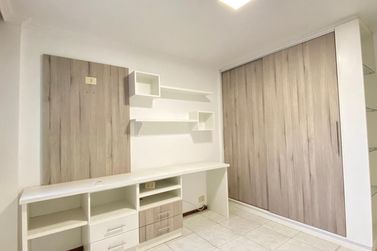Apartamento &agrave; venda - 122m&sup2; - Centro
