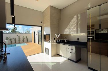Casa &agrave; venda - 252m&sup2; - Condom&iacute;nio &Aacute;guas Claras