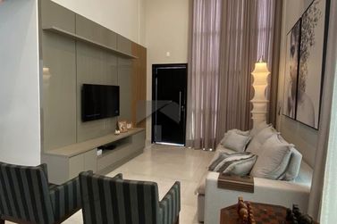 Casa &agrave; venda - 262m&sup2; - Jardim Bandeirantes