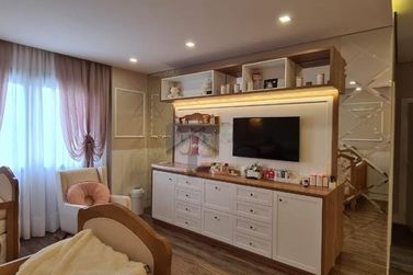 Casa &agrave; venda - 580m&sup2; - Centro
