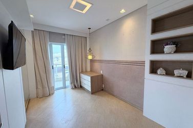 Sobrado &agrave; venda - 464m&sup2; - Condominio Residencial Lago dos Cisnes