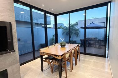 Casa &agrave; venda - 178m&sup2; - Condominio Horizontal Fechado Araras