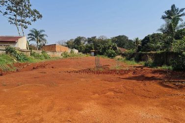 Terreno &agrave; venda - 2975m&sup2; - Vila Yolanda