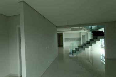 Apartamento &agrave; venda - 203m&sup2; - Centro