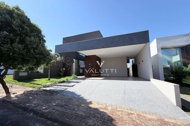 Casa &agrave; venda - 212m&sup2; - Condom&iacute;nio Residencial Safira