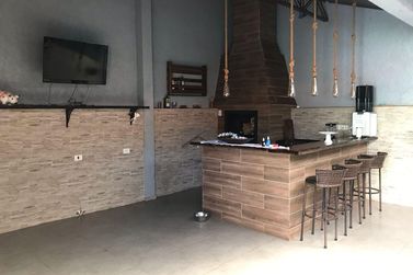 Sal&atilde;o Comercial para alugar - 157m&sup2; - Centro