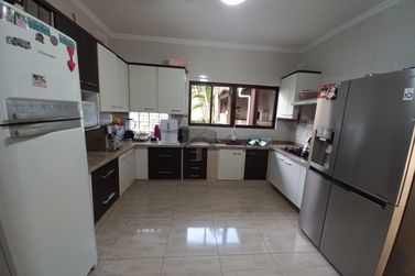 Casa &agrave; venda - 242m&sup2; - Bourbon