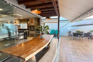 Sobrado &agrave; venda - 313m&sup2; - Condom&iacute;nio Residencial Dom Laurindo