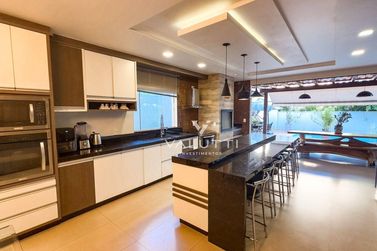 Sobrado &agrave; venda - 313m&sup2; - Condom&iacute;nio Residencial Dom Laurindo