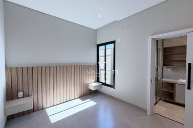 Casa &agrave; venda - 212m&sup2; - Condom&iacute;nio Residencial Safira