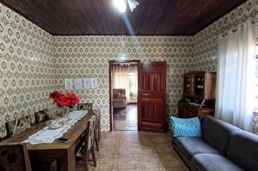 Ch&aacute;cara &agrave; venda - 150m&sup2; - Mata Verde