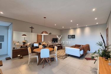 Apartamento &agrave; venda - 131m&sup2; - Edif&iacute;cio Residencial Esmeralda