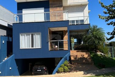 Casa &agrave; venda - 338m&sup2; - Klp